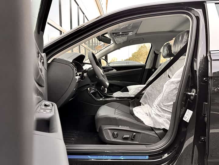 Фото 9 - Volkswagen Passat