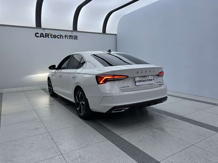 Фото 4 - Skoda Octavia Pro