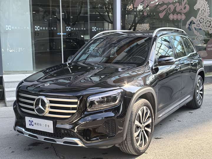 Фото 2 - Mercedes-Benz GLB-Class