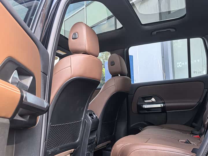 Фото 6 - Mercedes-Benz GLB-Class
