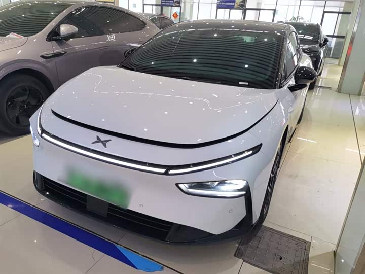 Фото 1 - XPeng F57