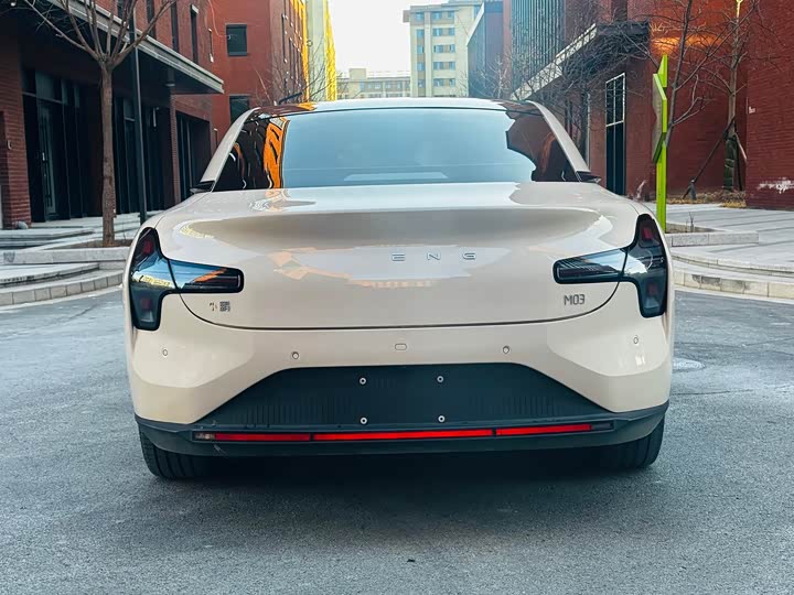 Фото 6 - XPeng Mona M03