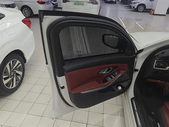 Фото 7 - BMW 3 Series