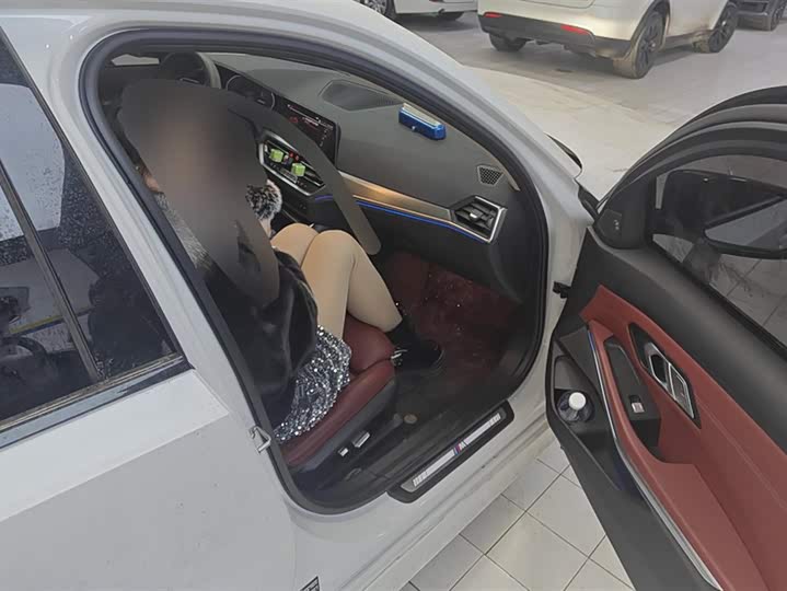 Фото 8 - BMW 3 Series