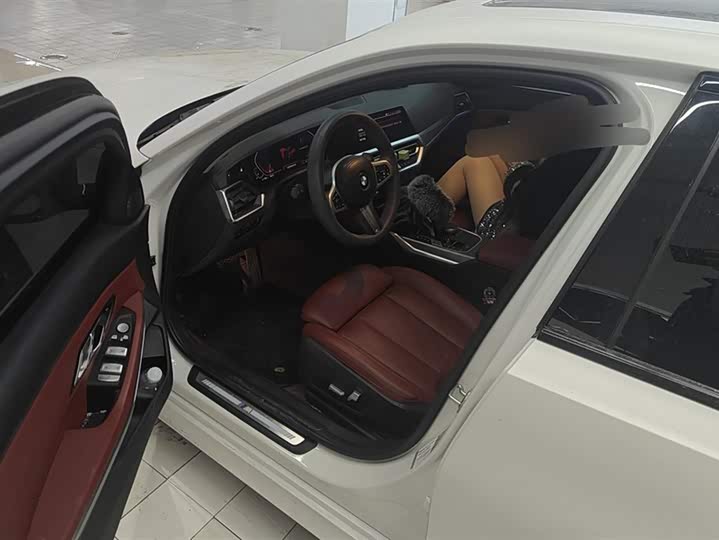 Фото 9 - BMW 3 Series