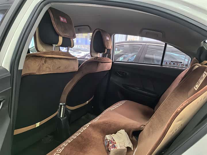 Фото 9 - Toyota Vios