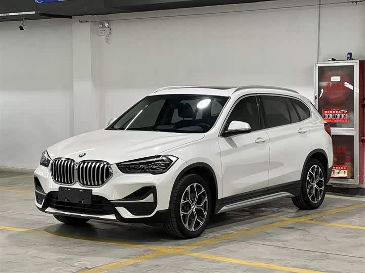 Фото 1 - BMW X1