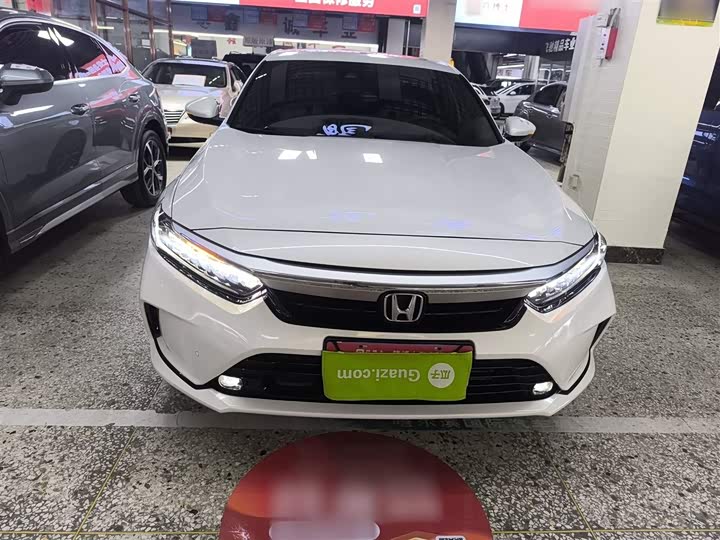 Фото 3 - Honda Inspire