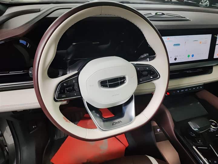 Фото 4 - Geely Monjaro