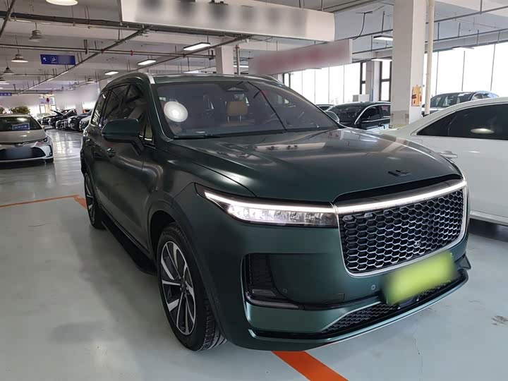 Фото 4 - LiXiang One