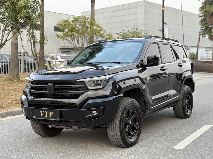 Фото 1 - Tank 400 Hybrid