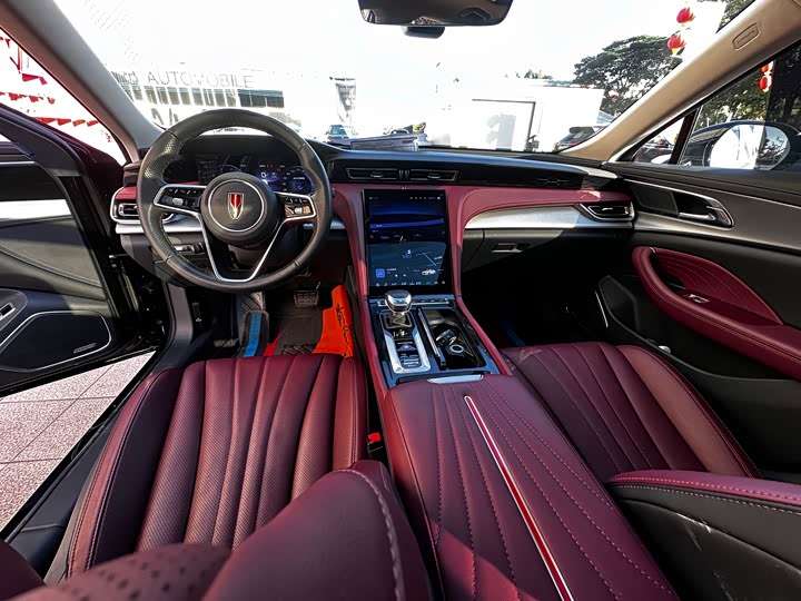 Фото 7 - Hongqi H5