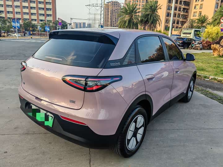 Фото 3 - Geely Galaxy Geome