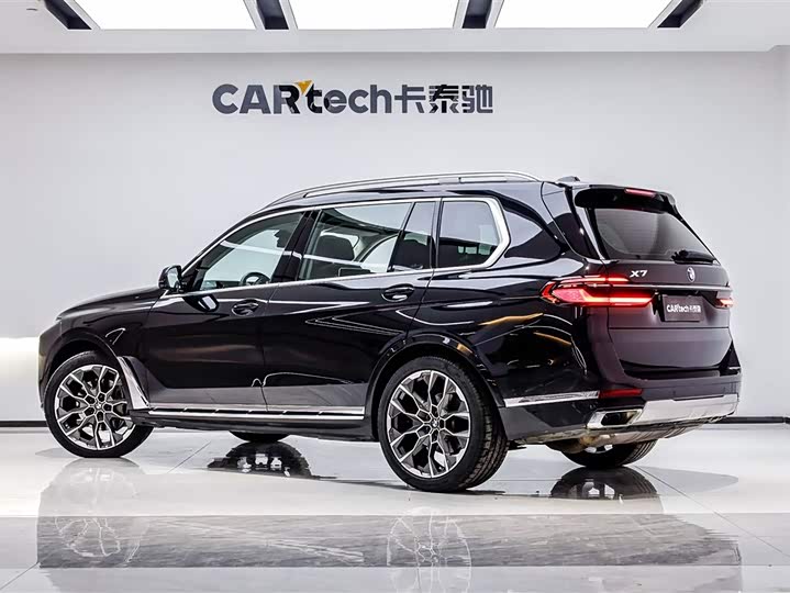 Фото 4 - BMW X7