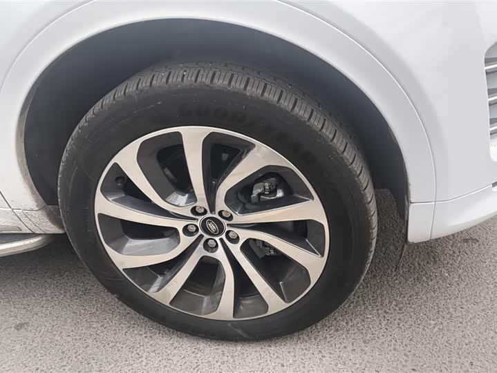 Фото 6 - Land Rover Discovery Sport Hybrid