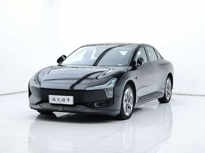 Фото 1 - XPeng Mona M03