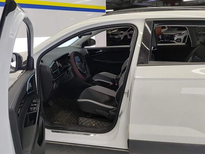 Фото 9 - Jetta VS5