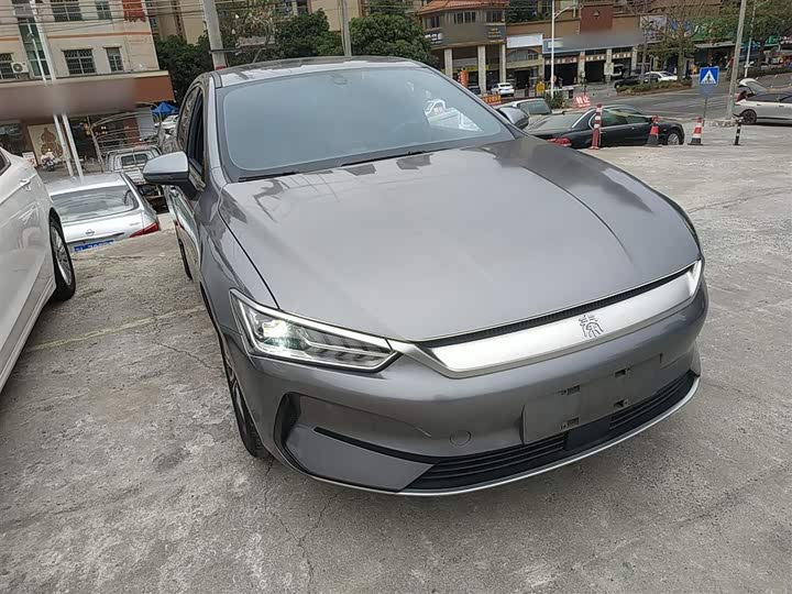 Фото 4 - BYD Qin Plus