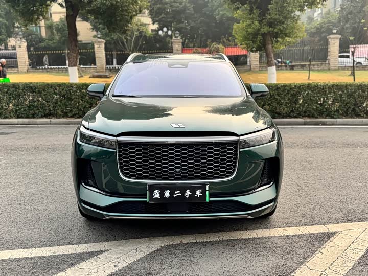 Фото 2 - LiXiang One