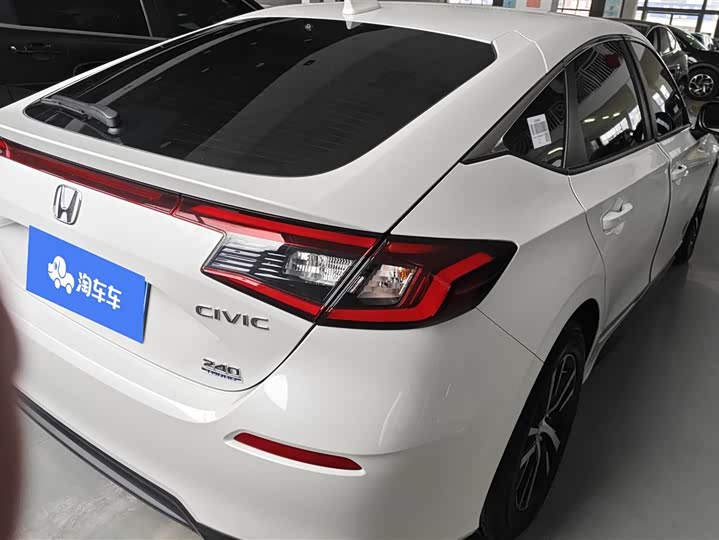 Фото 3 - Honda Civic