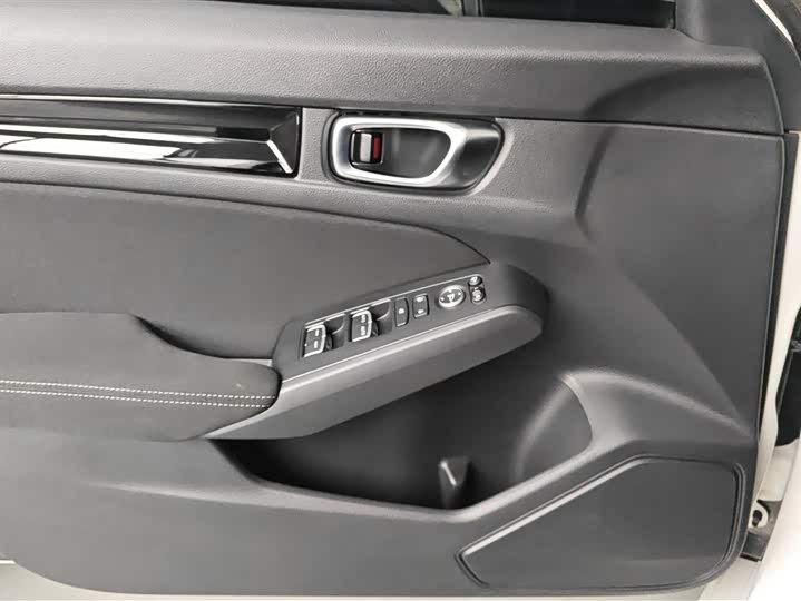 Фото 7 - Honda Civic