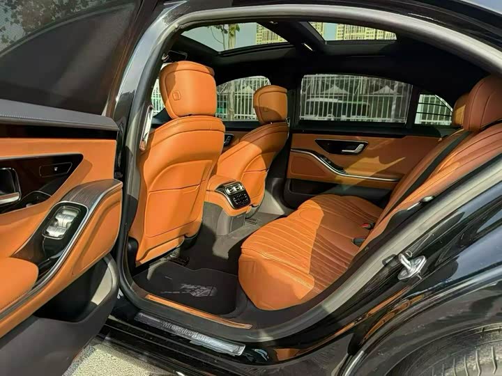 Фото 6 - Mercedes-Benz S-Class