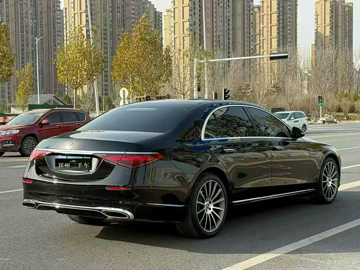 Фото 9 - Mercedes-Benz S-Class