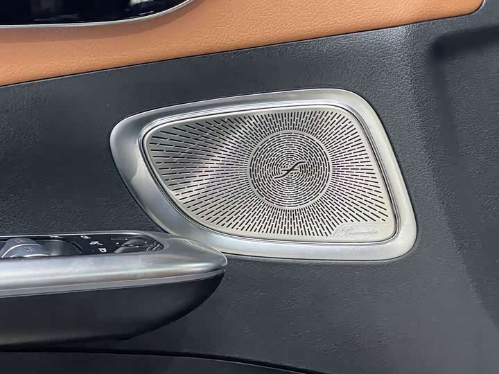 Фото 2 - Mercedes-Benz C-Class