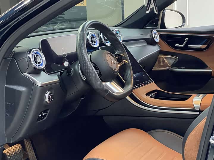 Фото 3 - Mercedes-Benz C-Class