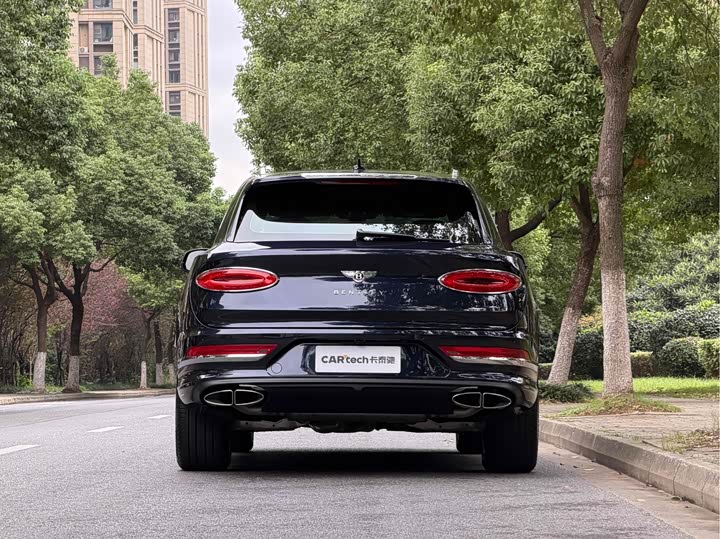 Фото 4 - Bentley Bentayga