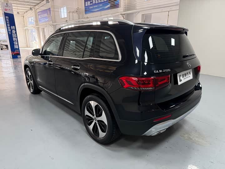 Фото 6 - Mercedes-Benz GLB-Class