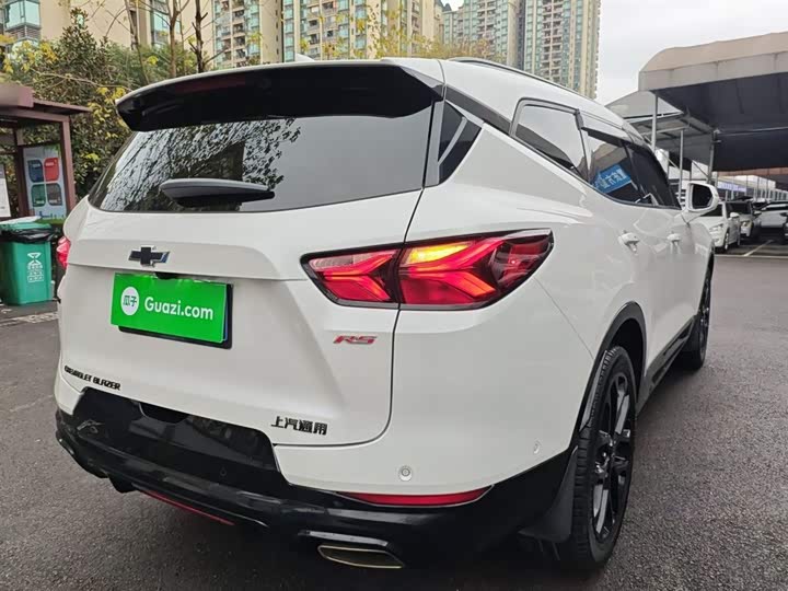 Фото 7 - Chevrolet Blazer