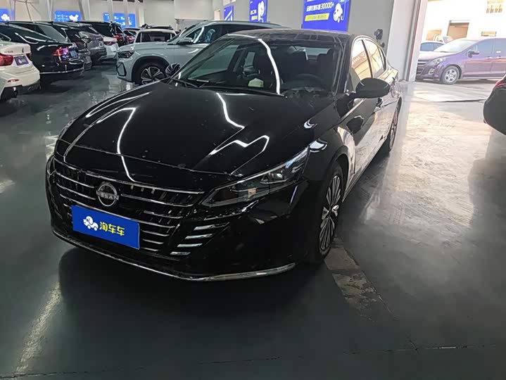 Фото 1 - Nissan Teana