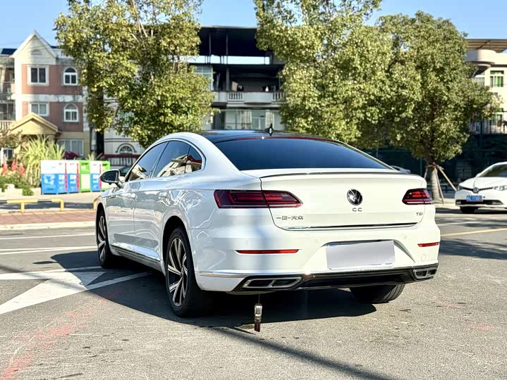 Фото 6 - Volkswagen CC