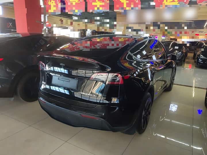 Фото 7 - Tesla Model Y