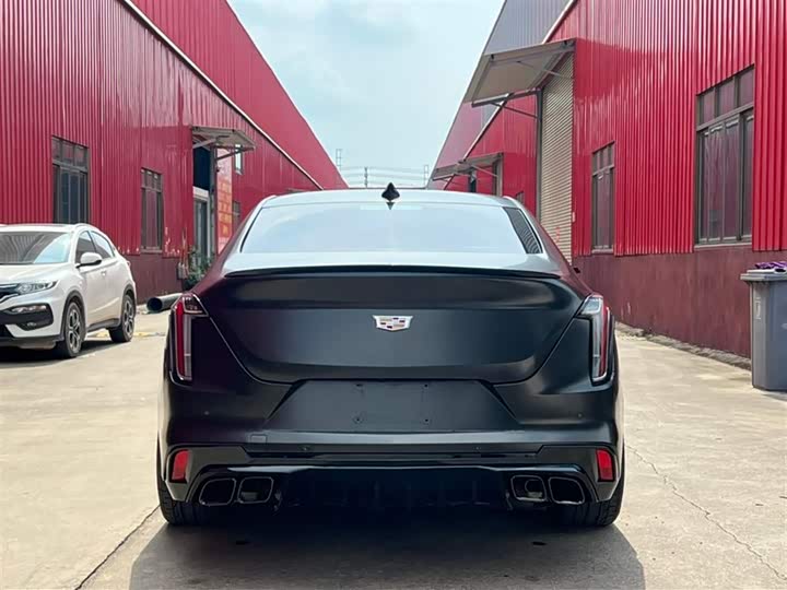 Фото 8 - Cadillac CT4