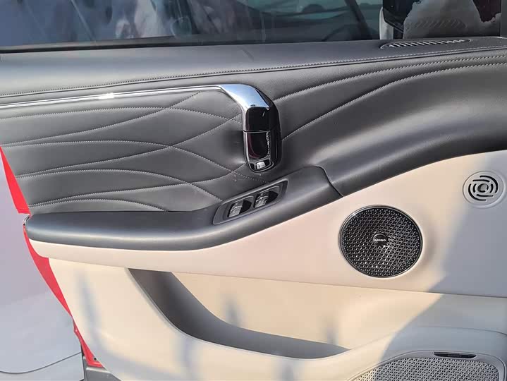 Фото 7 - GAC Aion V