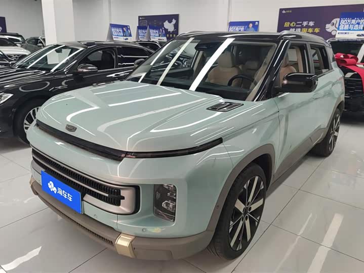 Фото 1 - Geely Icon