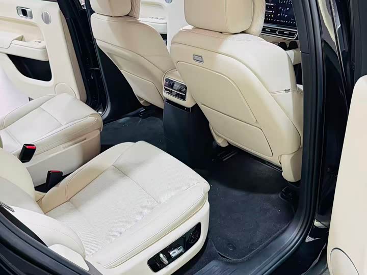 Фото 8 - LiXiang L9