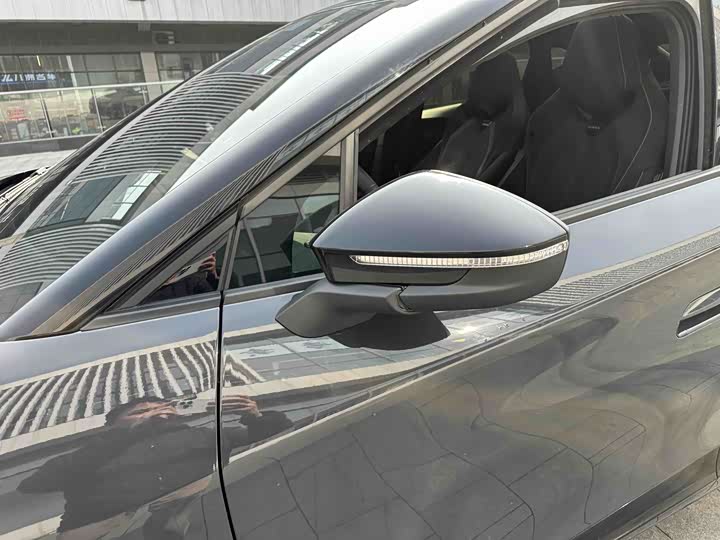 Фото 5 - Volkswagen ID.Unyx