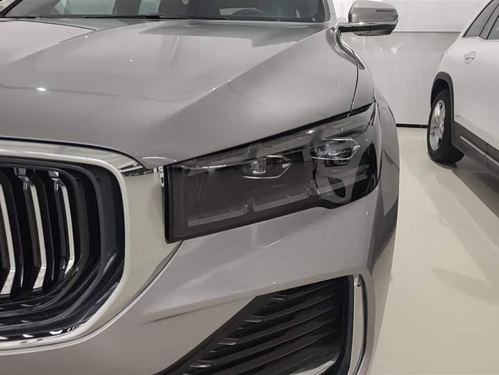 Фото 5 - Geely Monjaro