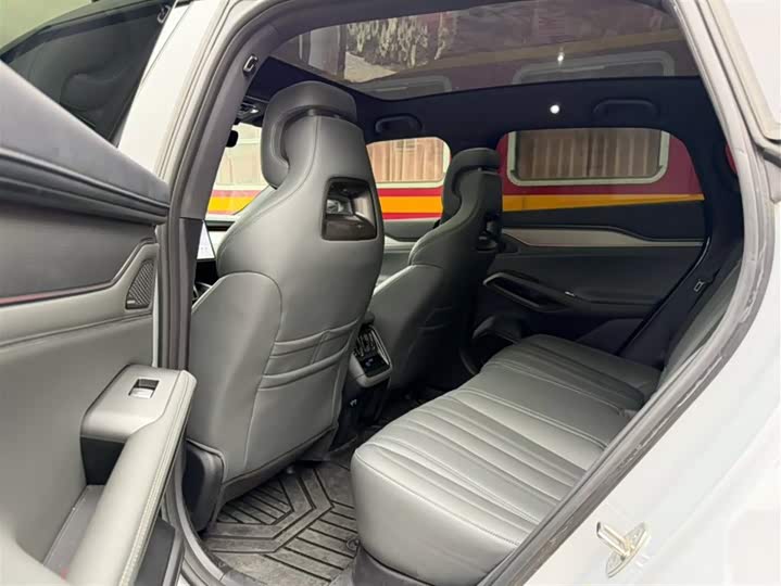 Фото 5 - BYD Song L