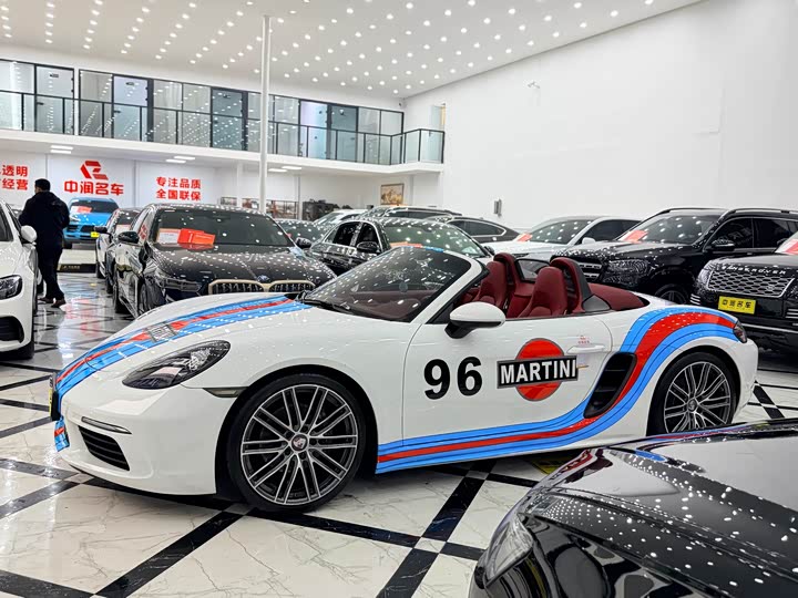 Фото 1 - Porsche 718