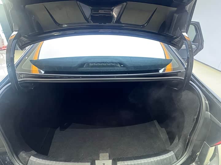 Фото 9 - Volkswagen Sagitar L