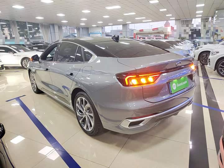 Фото 5 - Ford Mondeo