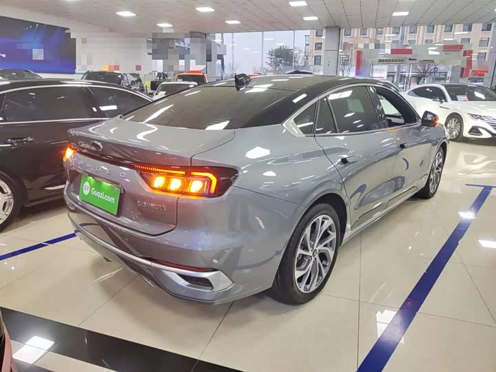 Фото 7 - Ford Mondeo