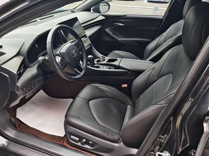 Фото 5 - Toyota Avalon