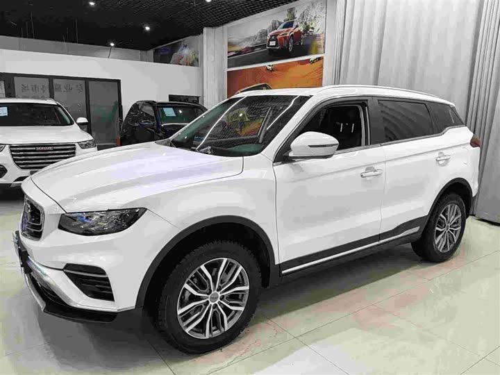 Фото 1 - Geely Atlas