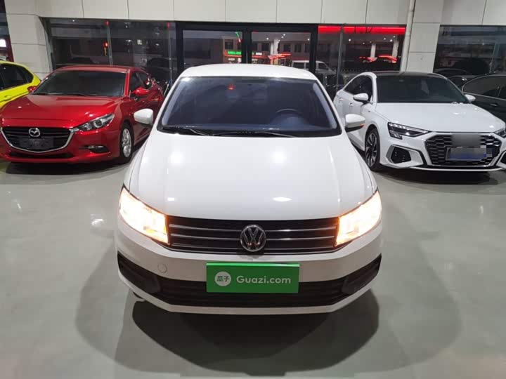 Фото 3 - Volkswagen Santana