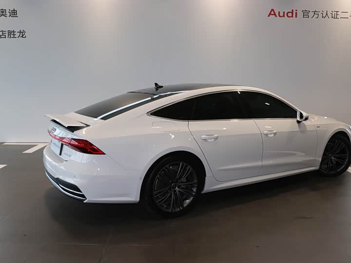 Фото 4 - Audi A7
